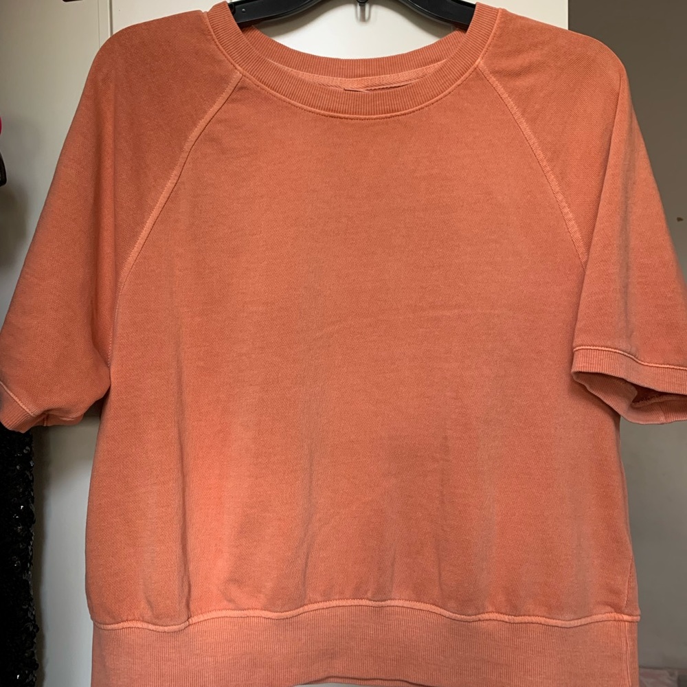 Old Navy. Vintage wash. short sleeve sweatshirt